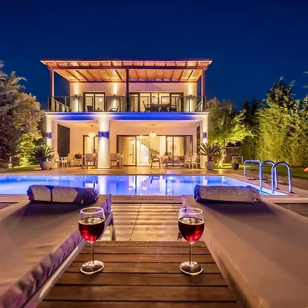 Contemporary Luxury In Yalikavak Center * Bodrum