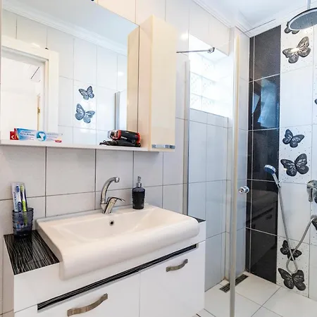 Contemporary Luxury In Yalikavak Center 别墅 博德鲁姆